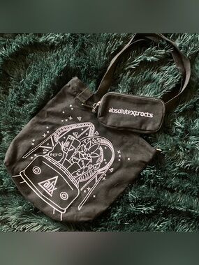 NWOT AbsoluteXtracts embroidered canvas cannabis tote